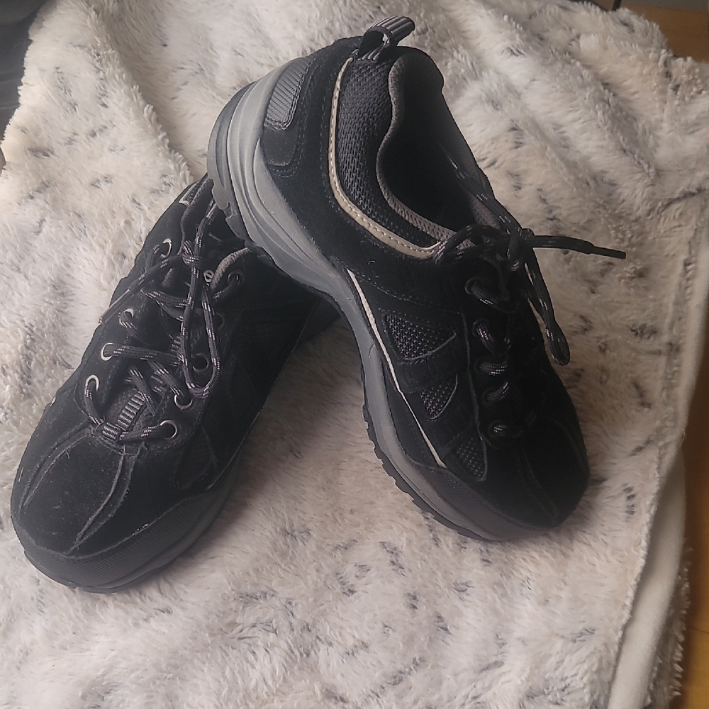 Die Hard Black Oil & Slip Resistant Steel Toe Jupiter Lace-Up Sneakers